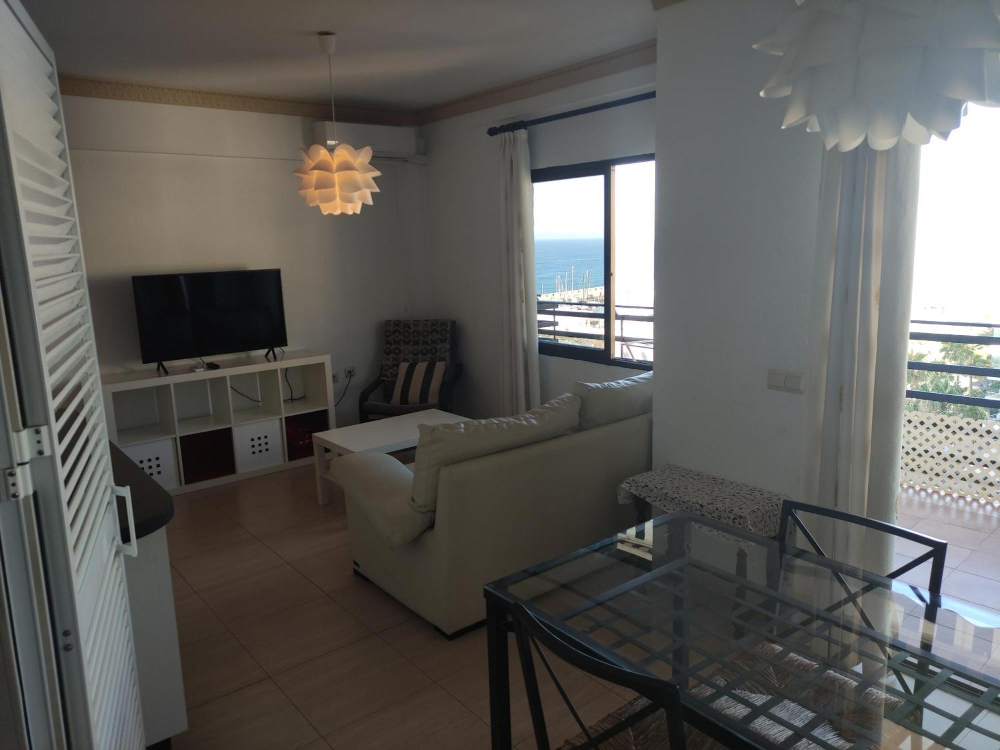 In First Line Apto 8-3 Apartment *